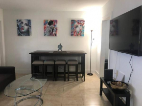 GARDEN STYLE APARTMENT IN A COTTAGE, PETS WELCOME